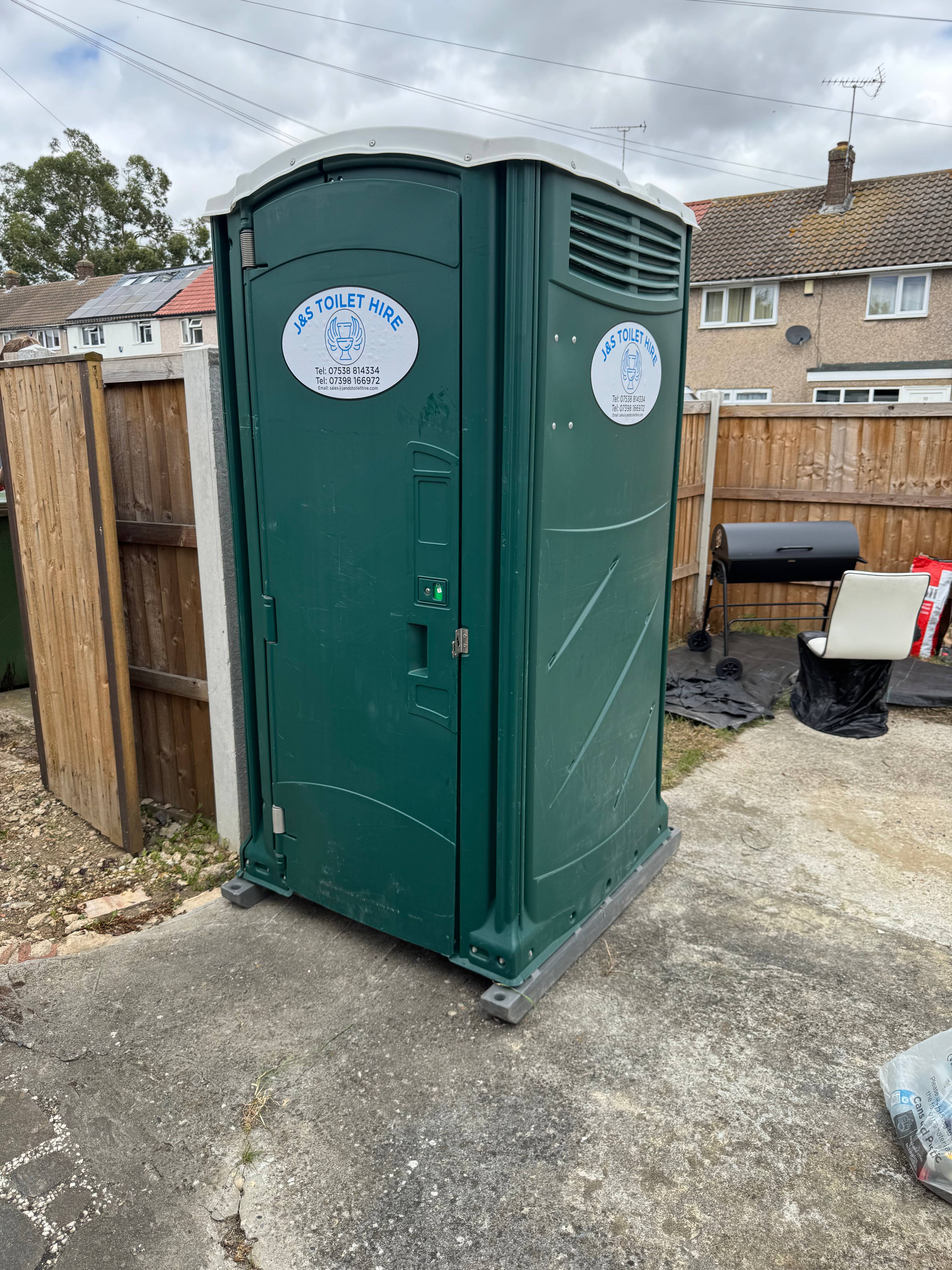 J&S Toilet Hire construction portable toilet - professional portable toilet for construction sites